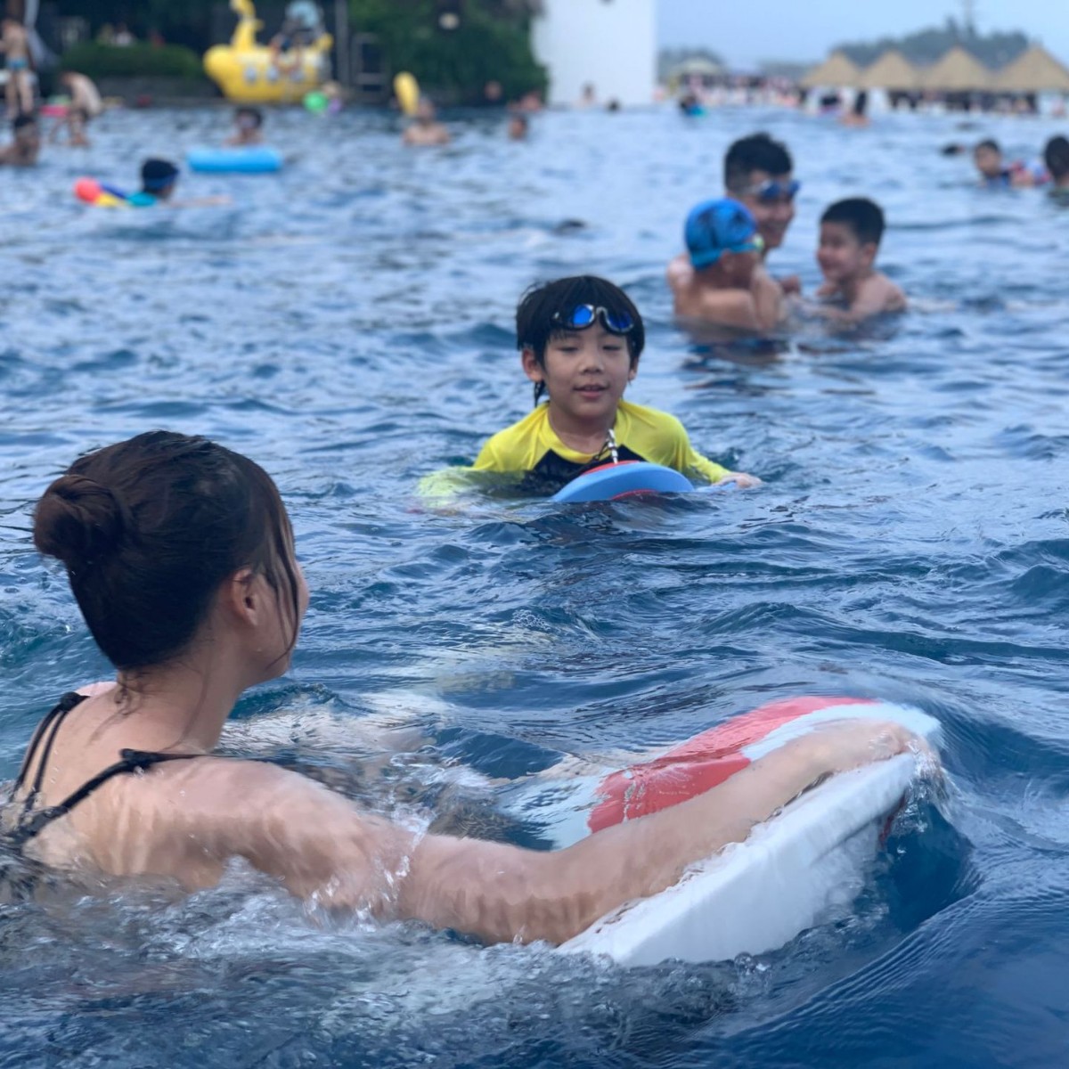 PVC Power Float Board Water Park Stand-Up Paddle Board Electric Surfboard